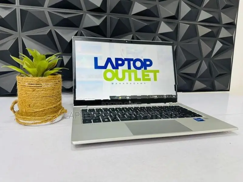 HP Elitebook Core i5-11th Gen G7 Processor - 16GB RAM 512GB NVMe