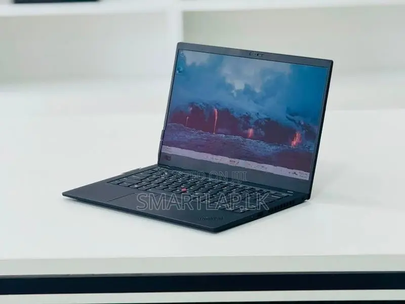 16GB RAM Core i7-8th Gen Lenovo Thinkpad X1 Carbon l 512GB SSD