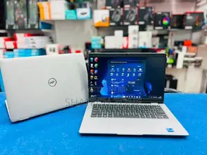 Laptop i5 11th GEN Dell Latitude 3520 - 16GB RAM|256GB NVME|14" FHD|Wi