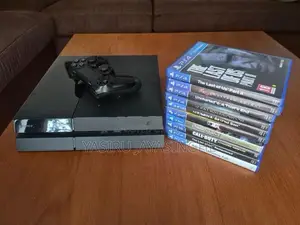 Sony PlayStation 4 500GB With 10 Games (PS4)