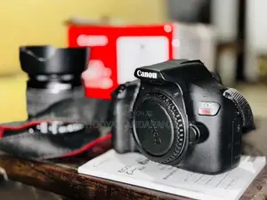Canon EOS Rebel t7 DSLR camara
