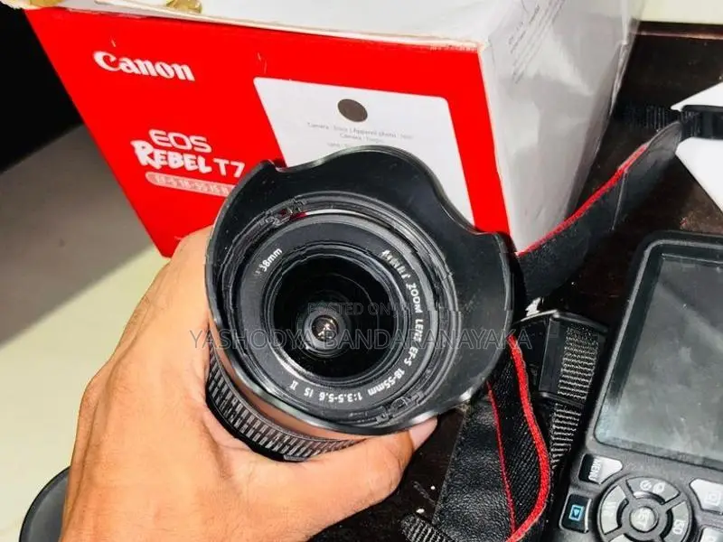 Canon EOS Rebel t7 DSLR camara