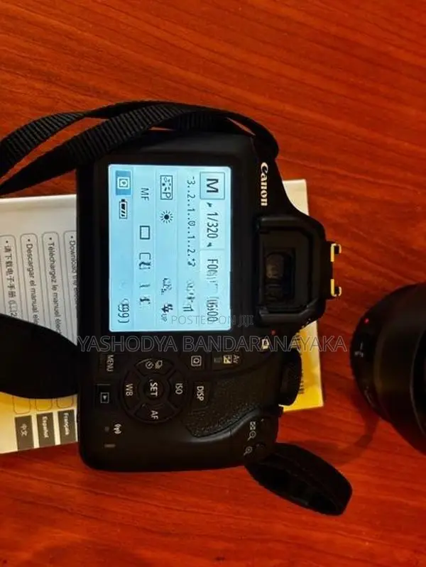 Canon EOS Rebel t7 DSLR camara