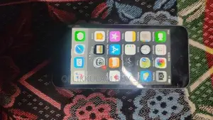 Apple IPod 6 Gen