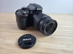NIKON D3300
