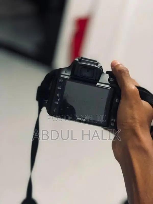 NIKON D3300