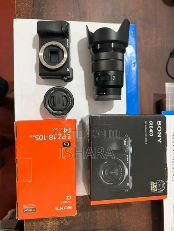 Sony A6400 Camera with E PZ 18-105mm Lens
