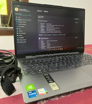 Lenovo IdeaPad (2024)