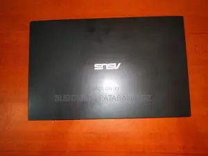 ASUS Expertbook Intel Core i3