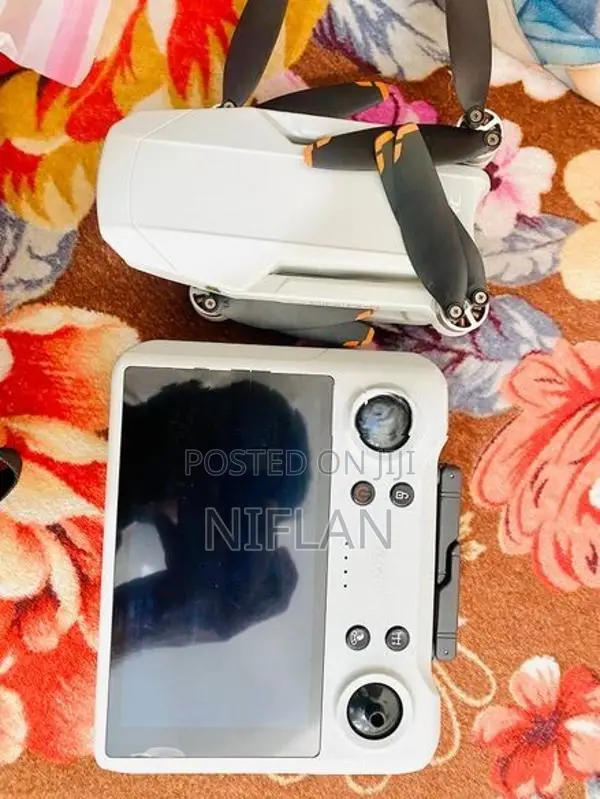 4DRC F15 Mini Pro 4K GPS Drone - 5.5” Touchscreen 3-Axis Gimbal
