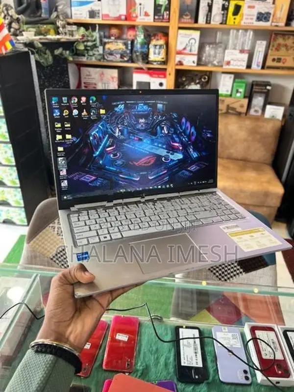 ASUS Vivobook 15