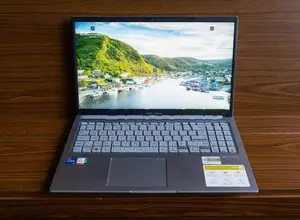 ASUS Vivobook 15 X1504VA i3 13th Gen