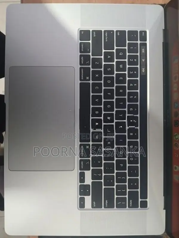 Apple Macbook Pro 16 Inch (2019)