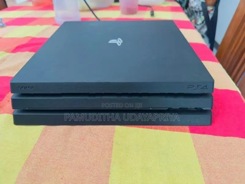 Sony PS4 Pro - 1TB