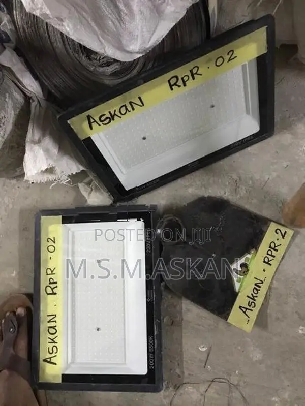 LED flood light