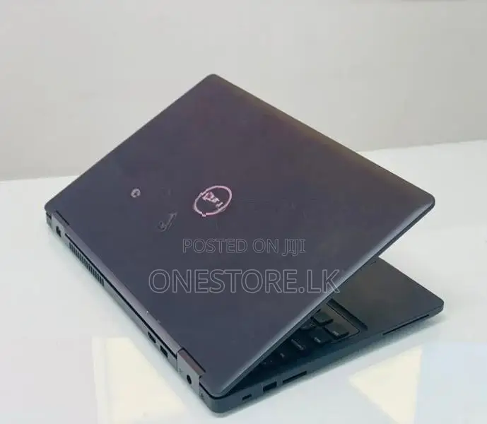 Core i7 8th Gen Latitude 5590 with 4GB VGA 15.6 inch screen HD Graphic