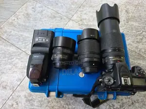 Nikon D7200 Camera Lens Dry Box Flasher