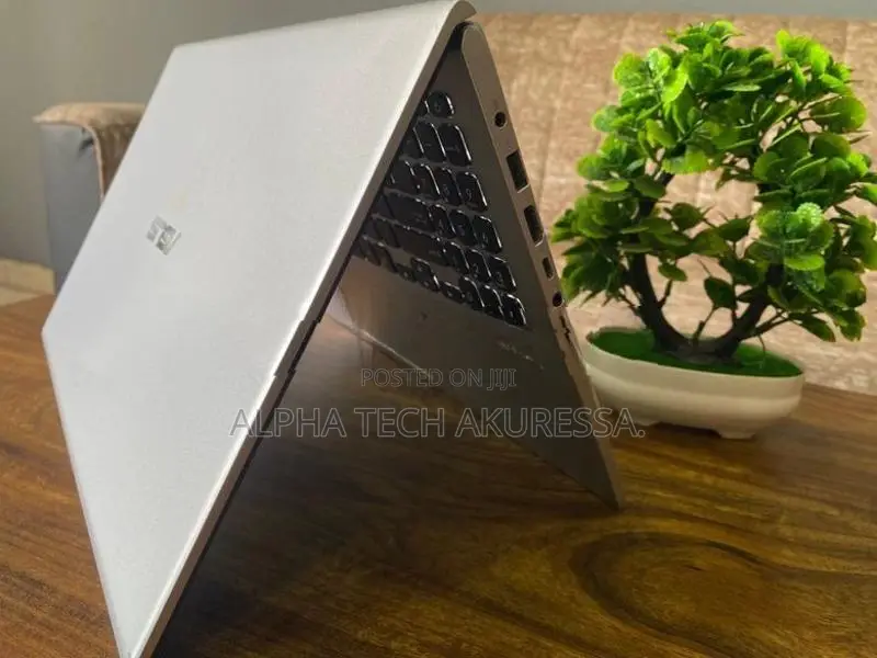 ASUS Vivobook Core i3 10th Gen 4GB RAM 1TB HDD