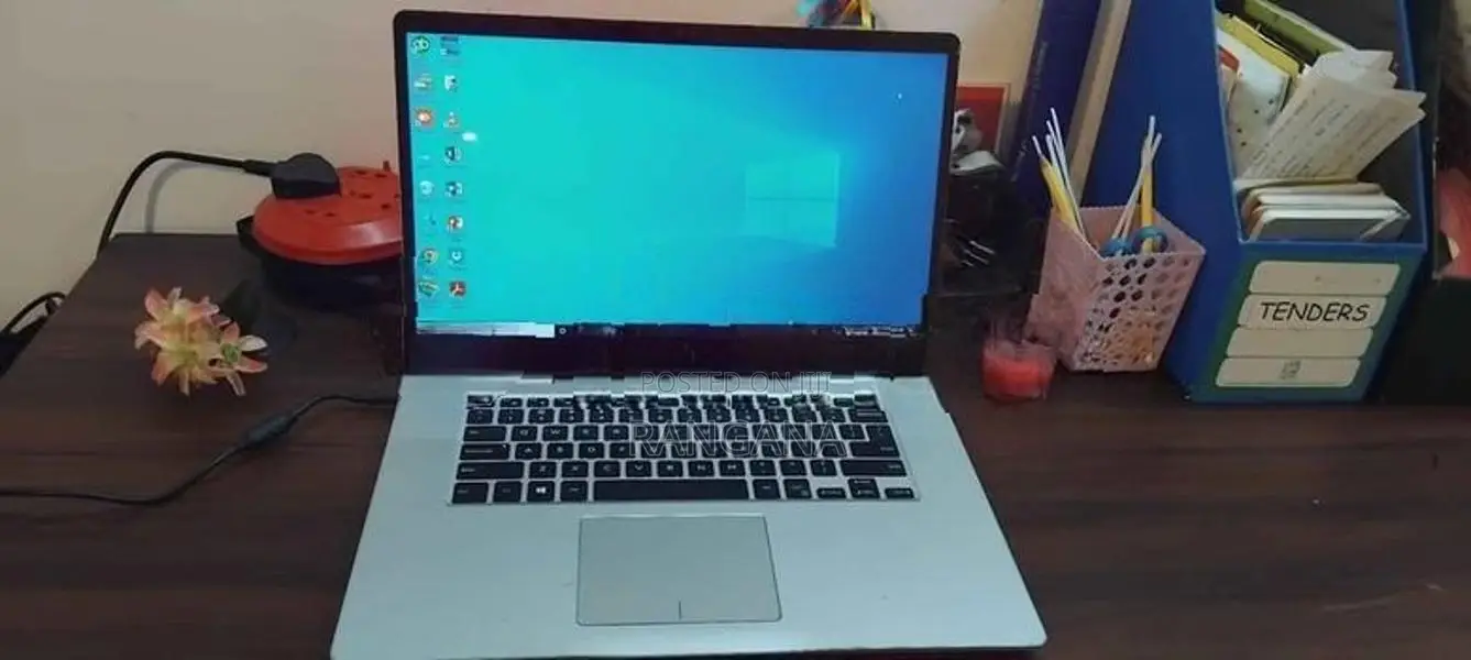 DELL Inspiron 7570 Core i7 Touchscreen