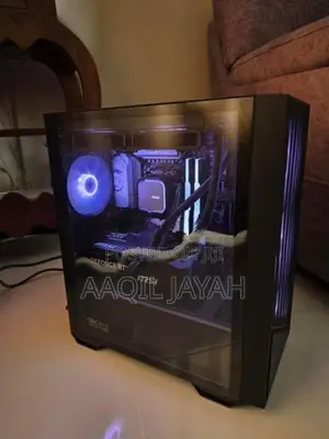RTX 5070 + Ryzen 7 9700x (MSI Gaming PC Build)