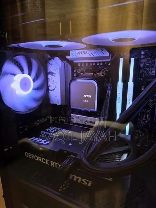RTX 5070 + Ryzen 7 9700x (MSI Gaming PC Build)