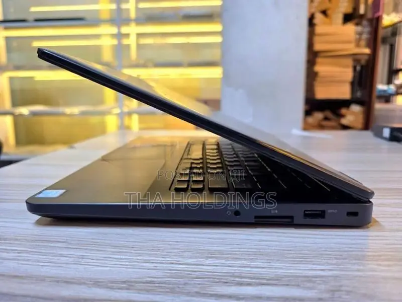Dell Latitude E5470 i5 6th Gen 256GB SSD 8GB RAM 14.0 FHD IPS Win 11 P