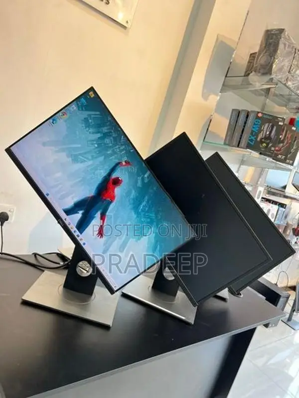 Dell 23” IPS Frameless Full Hd Rotatable Monitor