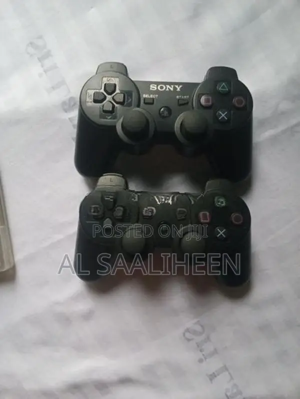 Sony ps3 Super Slim 500GB + 10games+2 Controllers