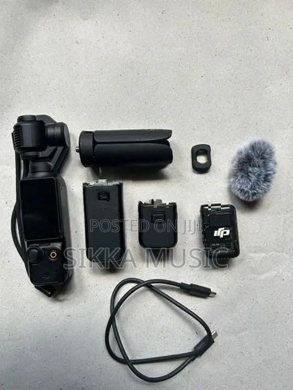 DJI Osmo Pocket 3 Creator Combo