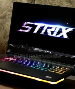 ASUS ROG Strix G17 (G713)