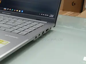 ASUS Vivobook 15 E1504F AMD Ryzen 5 7520U 16GB RAM 512GB NVMe 15.6"