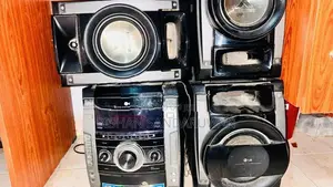LG Mini H-Fi Spaker System