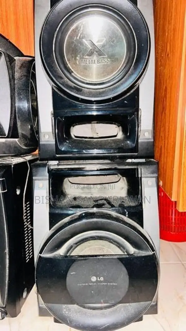 LG Mini H-Fi Spaker System