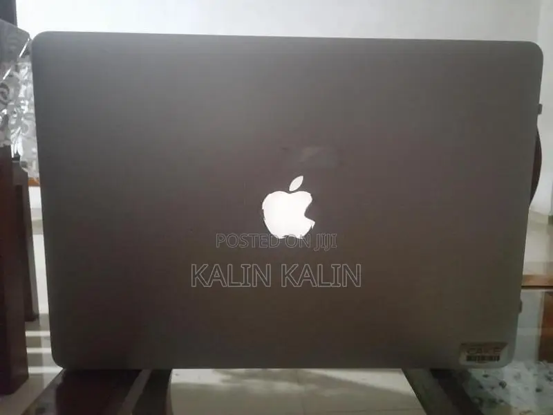 Apple MacBook Pro I7 Laptop