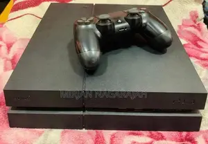 Sony Play Station 4