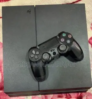 Sony Play Station 4