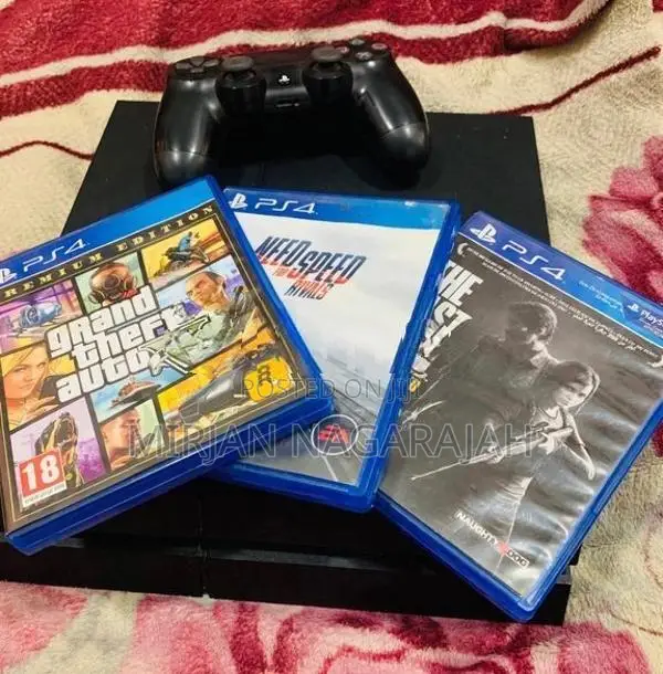 Sony Play Station 4