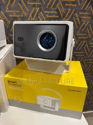 Magcubic M800 Pro Smart Projector