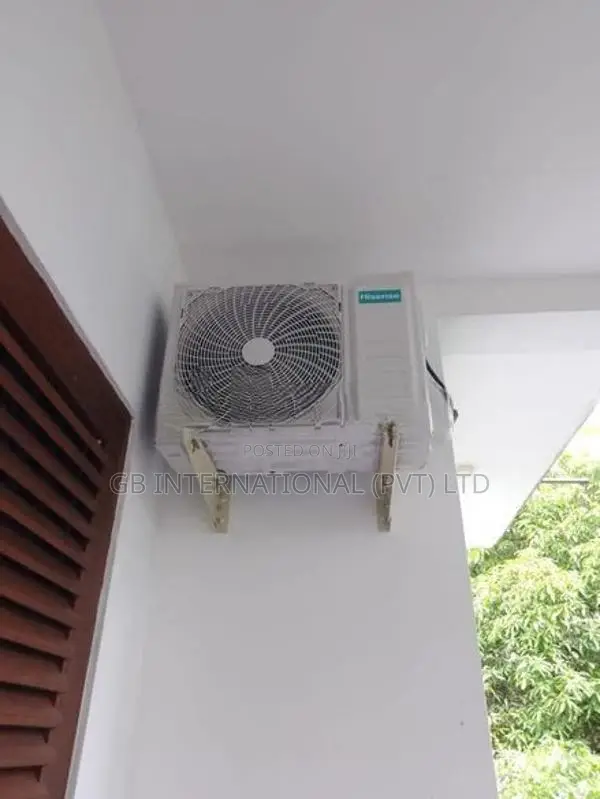 12000btu Hisence Non Inverter Brand New AC with R32 gas