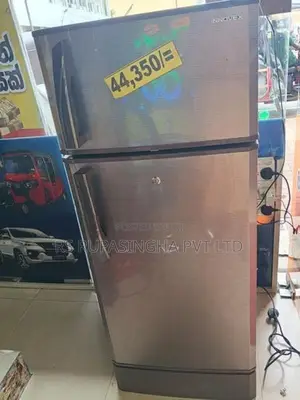 Innovex 4 1/2 Dubble Door Fridge