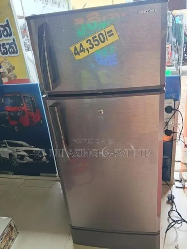 Innovex 4 1/2 Dubble Door Fridge