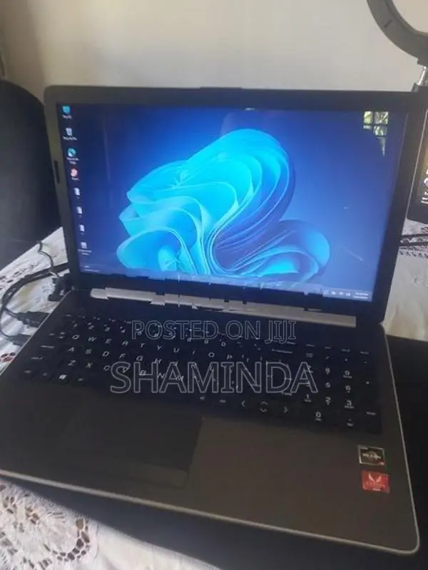 HP Ryzen 3 Laptop