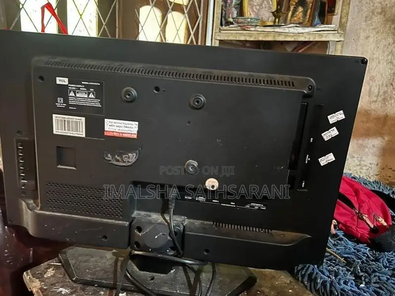 Tcl LED
