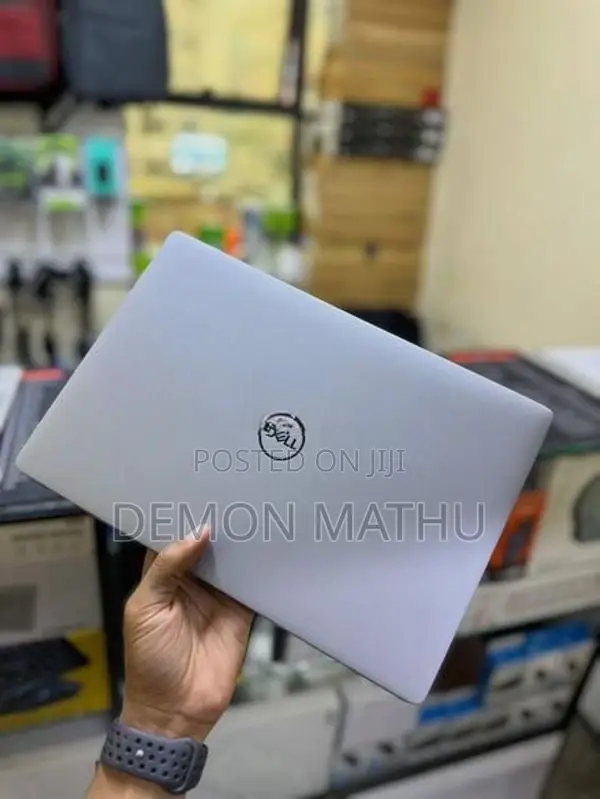 Dell Latitude Core i5 10Gen