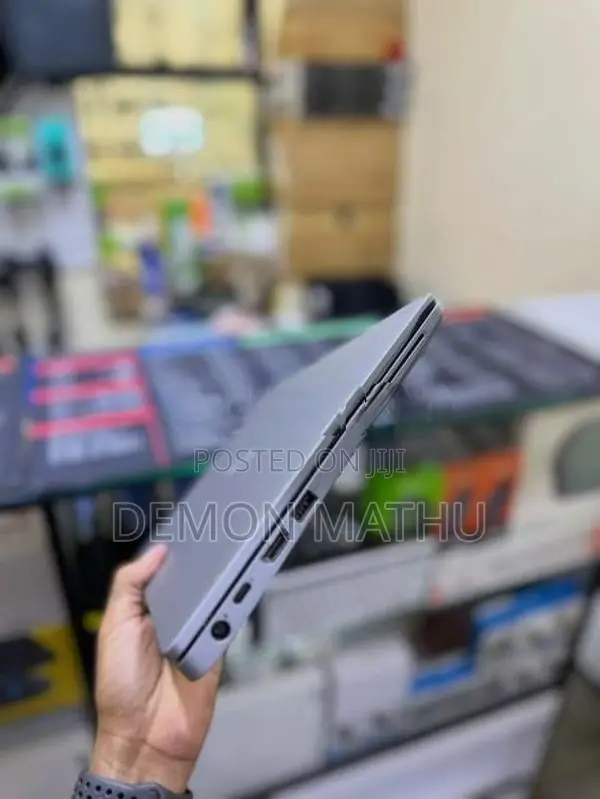Dell Latitude Core i5 10Gen