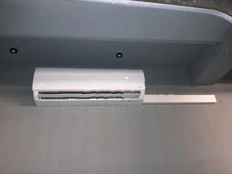 Comfri (24000Btu) R32 Inverter Ac New