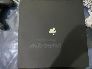 Sony Play Station 4 Pro