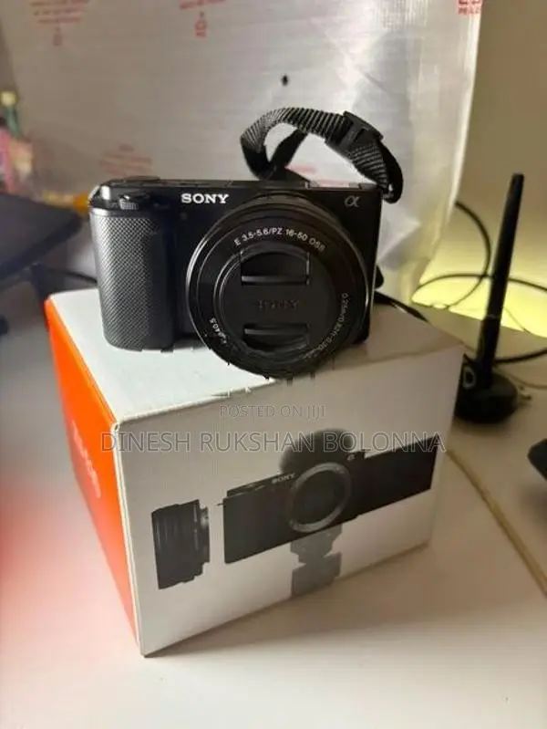 Sony ZV-E10 + 16-50mm Lens