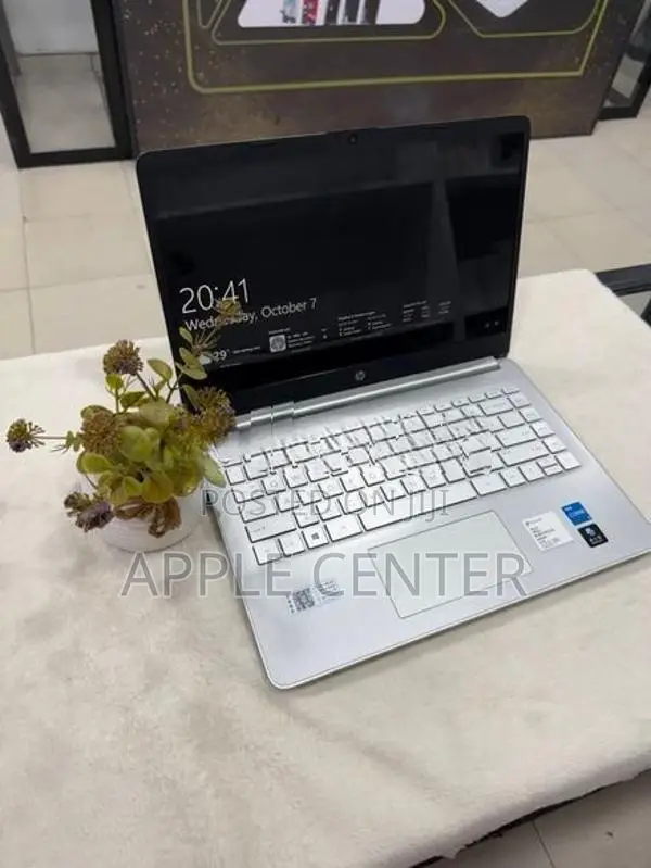HP Laptop 14S