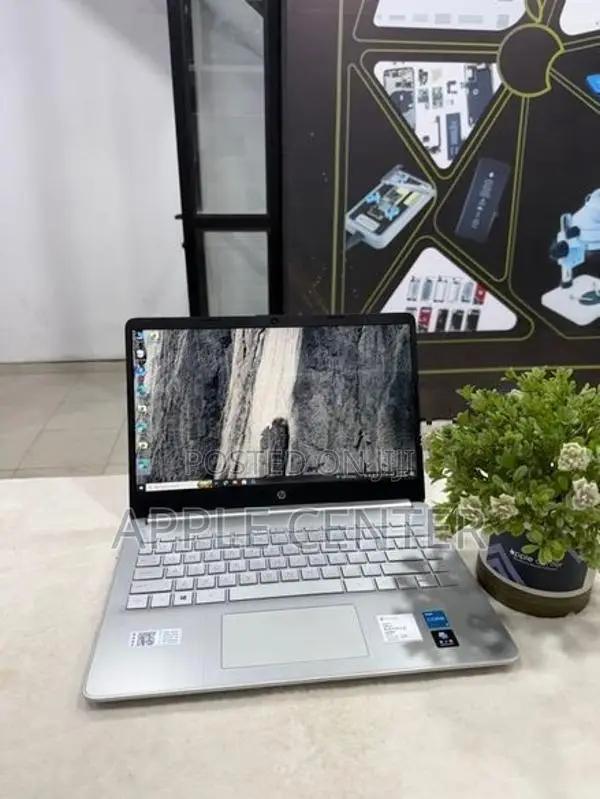 HP Laptop 14S
